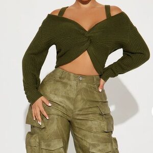 Fashion Nova Olive Green Twist Sweater Size Medium